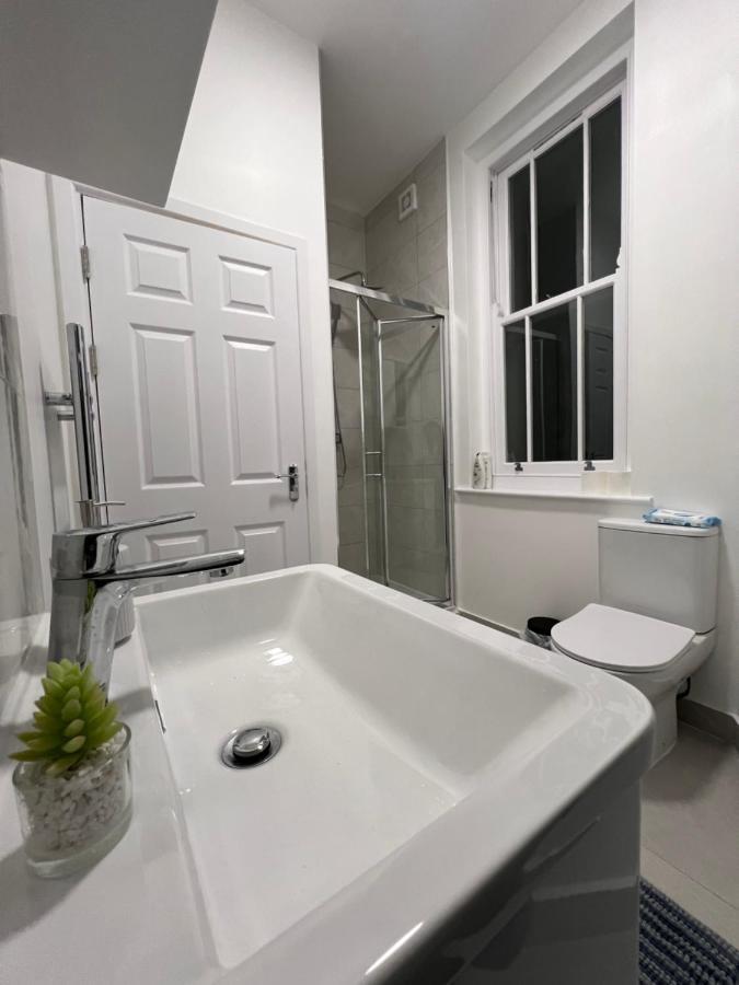 London Comfort Stay Luaran gambar